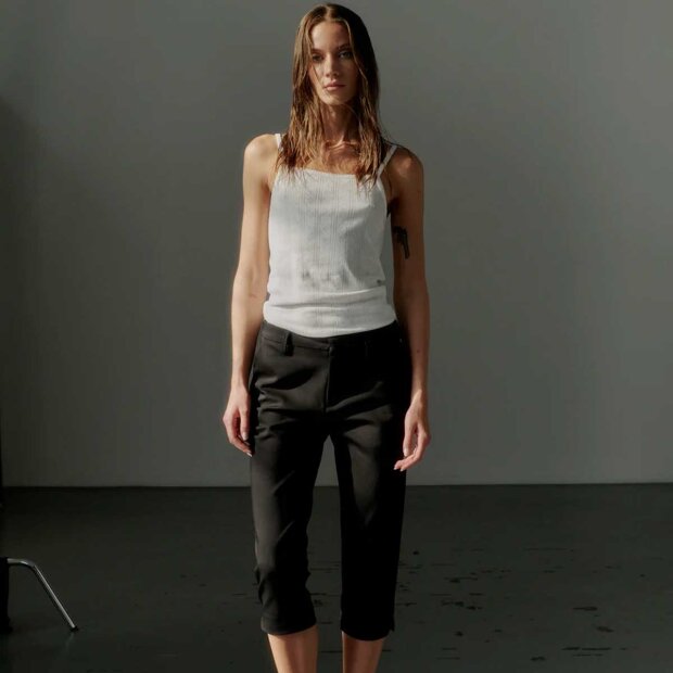 IVY COPENHAGEN - ALICE CAPRI PANTS | SORT
