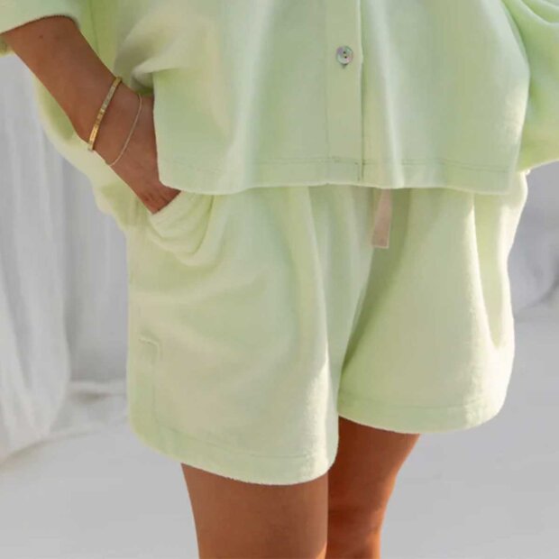 BONGUSTA - NARAM GYM SHORTS | LEMON SORBET