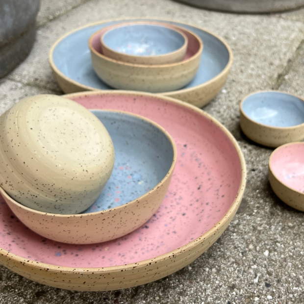 STINEMEI KERAMIK - RÅSKÅL MELLEM | ROSA STINEMEI KERAMIK - RÅSKÅL MELLEM | ROSA