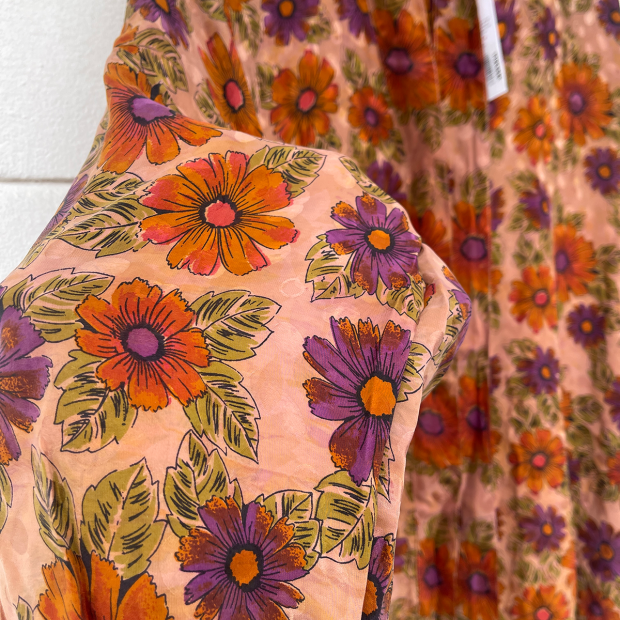 RELOVE AND ROSES - NELLY SKJORTE | LILLA/ORANGE BLOMST