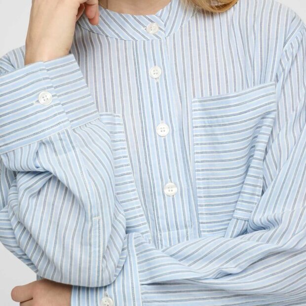 MOSHI MOSHI MIND - AYLA STRIPE SHIRT | LIGHT BLUE/ECRU/NAVY