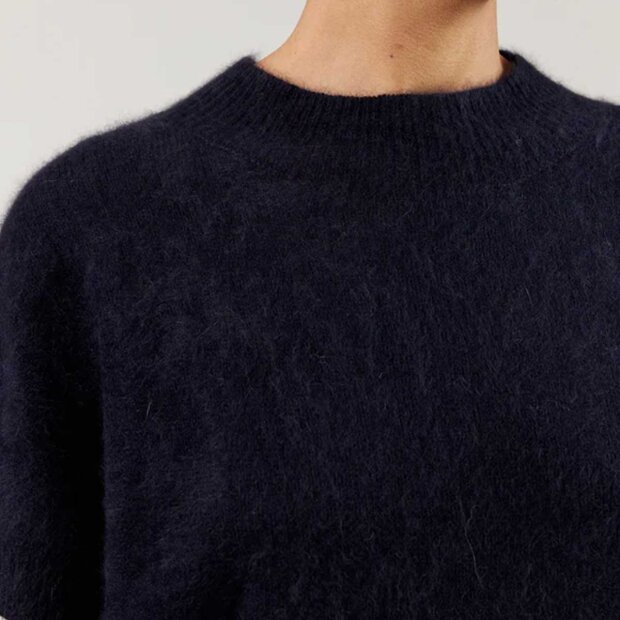 SIX AMES - DOANNA STRIK | NIGHT SKY