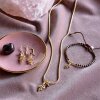 A BEAUTIFUL STORY - IMAGINE GARNET NECKLACE