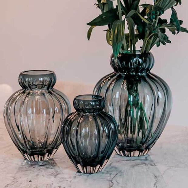 SPECKTRUM - AUDREY VASE - MEDIUM | PETROL BLUE