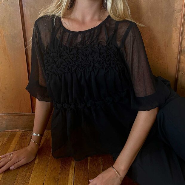 CONTINUE COPENHAGEN - GITHA MESH BLUSE | BLACK