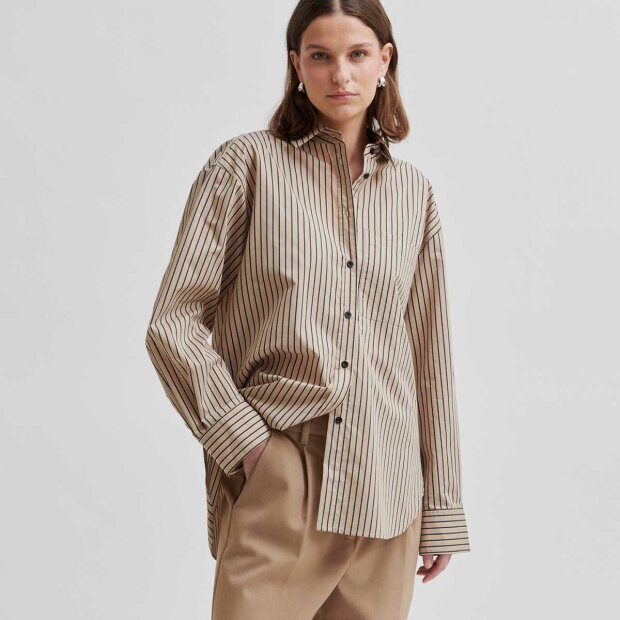 SECOND FEMALE - SERINA SHIRT | CAMEL