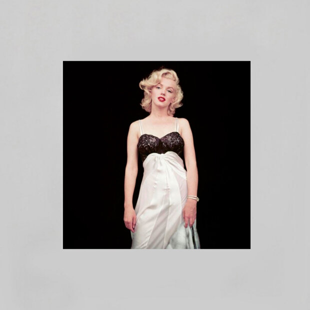 New Mags - THE ESSENTIAL MARILYN MONROE