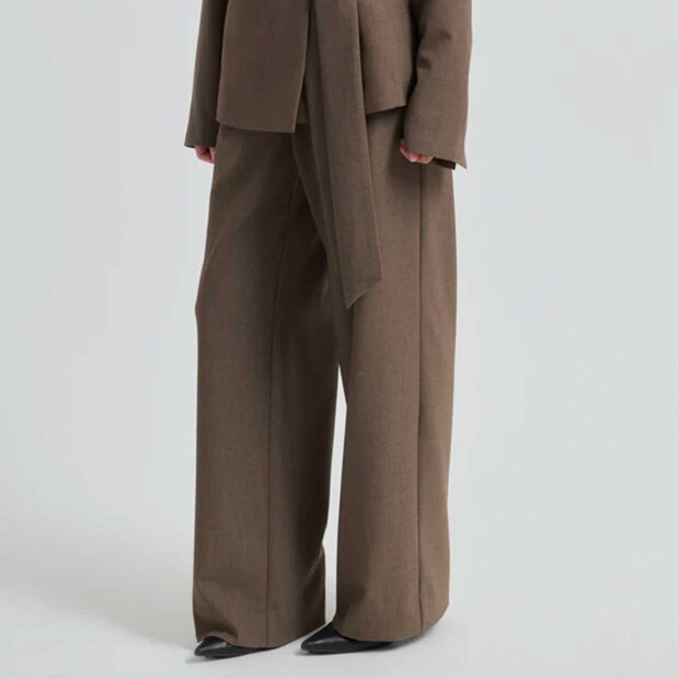 SECOND FEMALE - DAKOTA TROUSERS | MID BROWN MELANGE