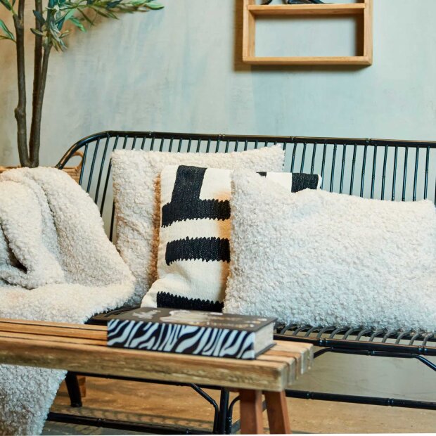 SPEEDTSBERG - PUDE MED PELS 50X50 | OFF WHITE