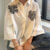 CONTINUE COPENHAGEN - KLARA FLOWER EMB BLOUSE | WHITE