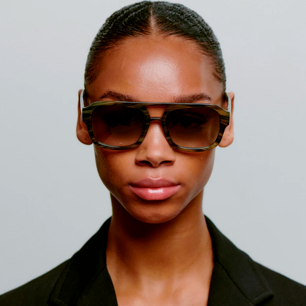 A. KJÆRBEDE - KAYA SOLBRILLER | STRIPED HORN