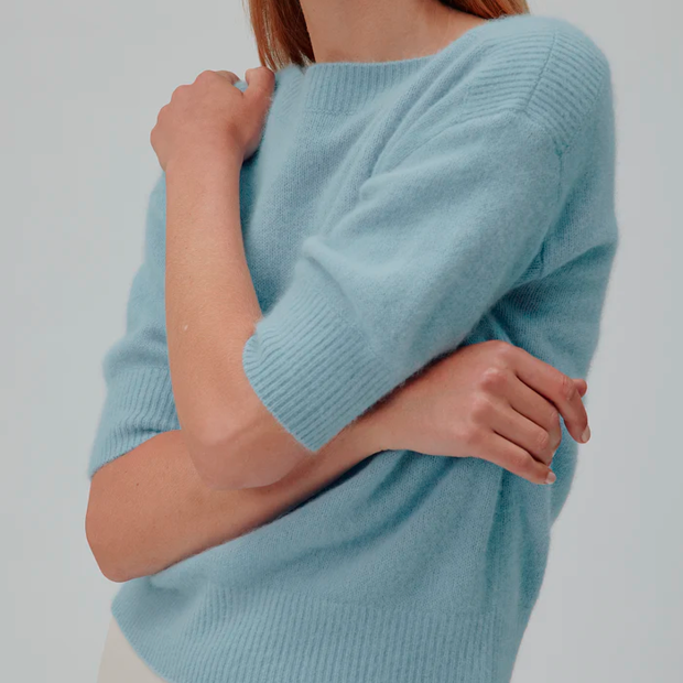 SIX AMES - MOI SWEATER | SKY BLUE