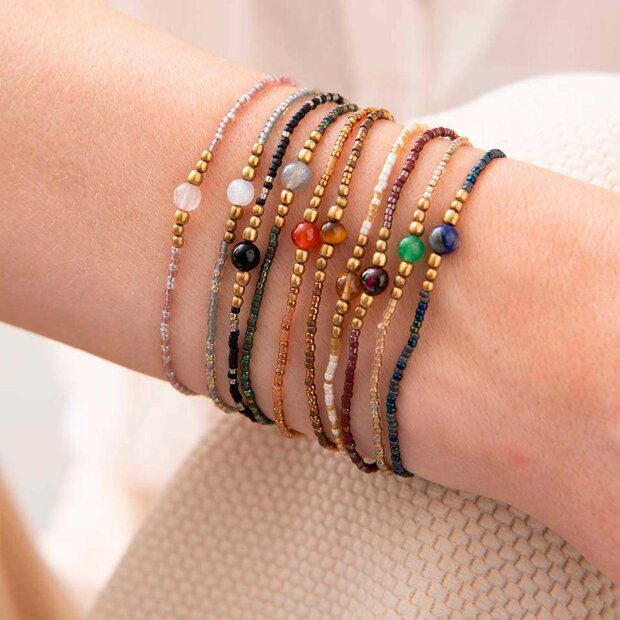 A BEAUTIFUL STORY - IRIS CARD CARNELIAN BRACELET