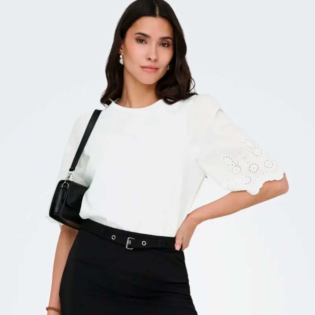 JDY - LAIR LIFE S/S NEW MIX TOP | CLOUD DANCER