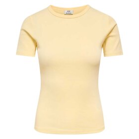 JDY - LUCKY S/S O-NECK T-SHIRT | PASTEL YELLOW