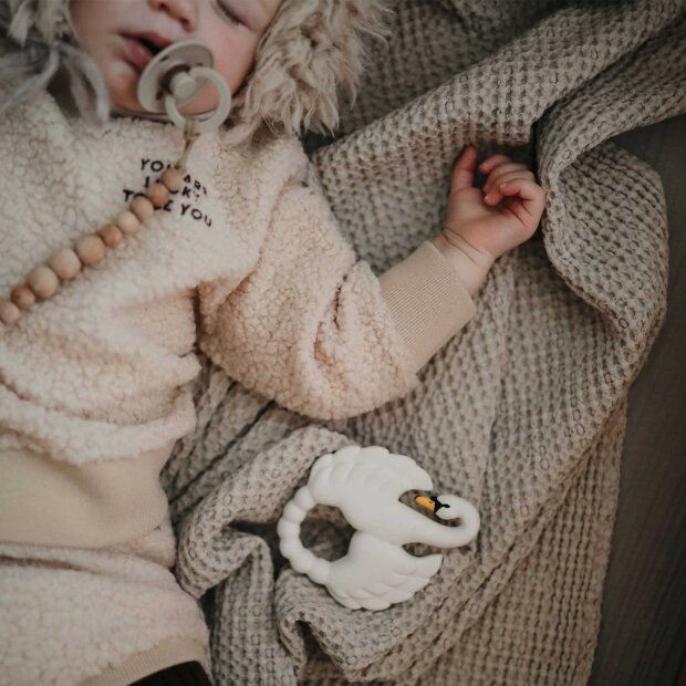 NATRUBA - BIDERING | SWAN WHITE