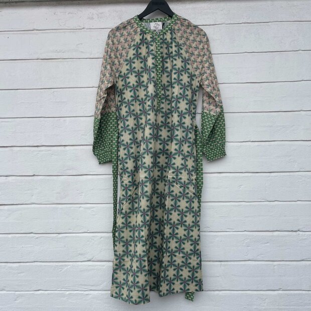 MICHALA WIESNECK - DIBS KJOLE
