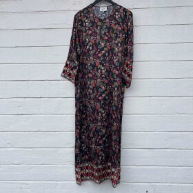 MICHALA WIESNECK - GRO KJOLE