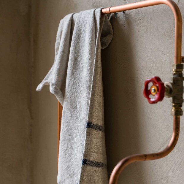 ERNST - VISKESTYKKE | NATUR/HVID/BLÅ