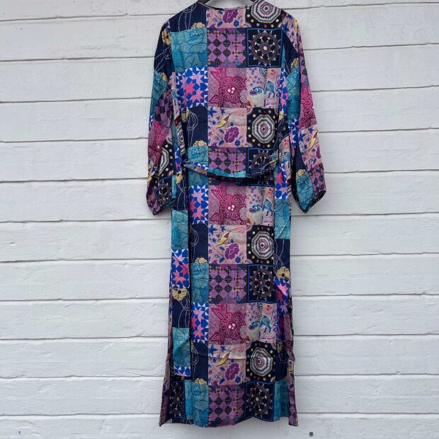 MICHALA WIESNECK - LOLA KJOLE