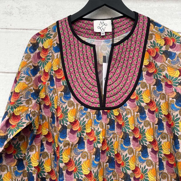 MICHALA WIESNECK - ZAG BLUSE