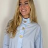 CONTINUE COPENHAGEN - KLARA HIGH NECK SHIRT | LIGHT BLUE