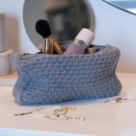 BY LOHN - KNITTED CLUTCH | GREY MELANGE