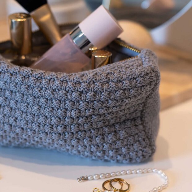 BY LOHN - KNITTED CLUTCH | GREY MELANGE