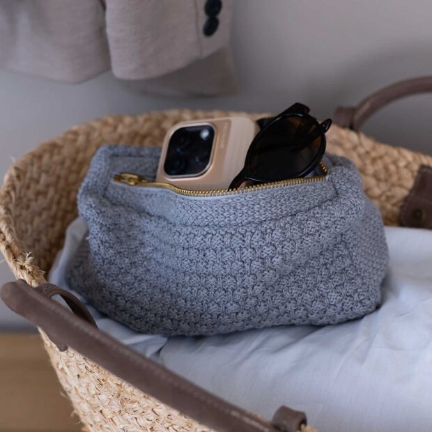 BY LOHN - KNITTED CLUTCH | GREY MELANGE