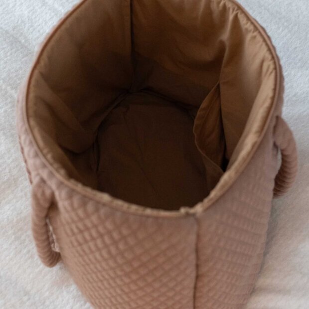 BY LOHN - QUILTED MAXI BAG | BROWN SUGAR