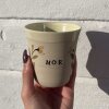 STINEMEI KERAMIK - PERSONLIG KOP | MOR/GUL/MILD BLOMST
