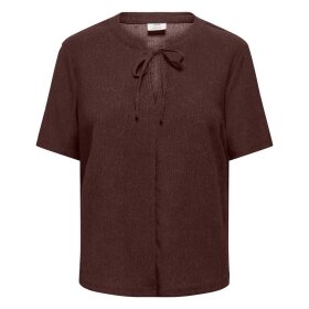 JDY - DEBBIE SS V-NECK TOP | COFFEE BEAN