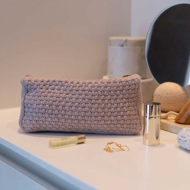 BY LOHN - STRIKKET CLUTCH | HUSTED VIOLET