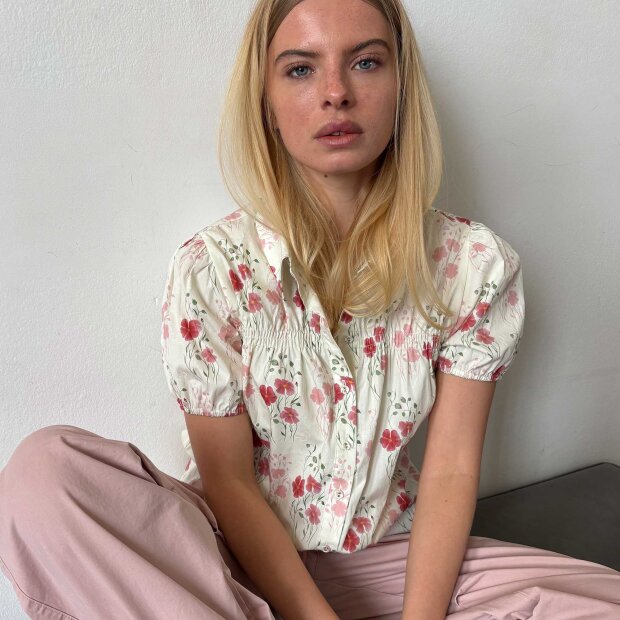 CONTINUE COPENHAGEN - ELINOR FLOWER BLOUSE | FLOWER PRINT