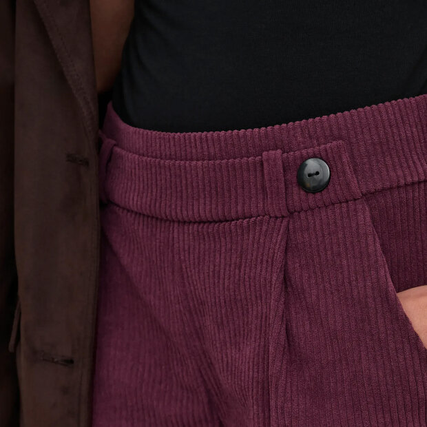 JDY - GEGGO CORD PANT | WINDSOR WINE
