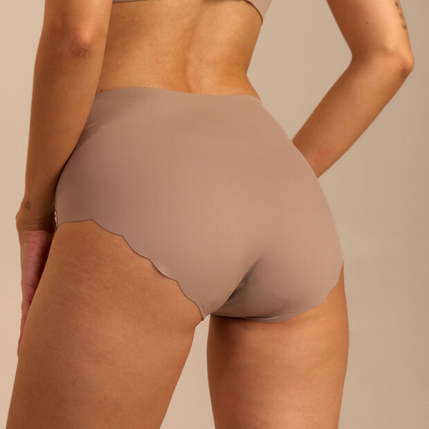 FEMIFEMME - INVISIBLE HIGHWAIST MAXI TRUSSER | MOCHA