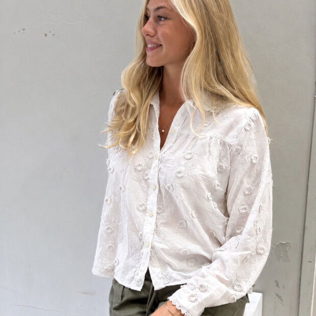 CONTINUE COPENHAGEN - MINNA LONG SLEVE SKJORTE | WHITE