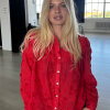 CONTINUE COPENHAGEN - MINNA LONG SLEVE SKJORTE | RED CONTINUE COPENHAGEN - MINNA LONG SLEVE SKJORTE | RED