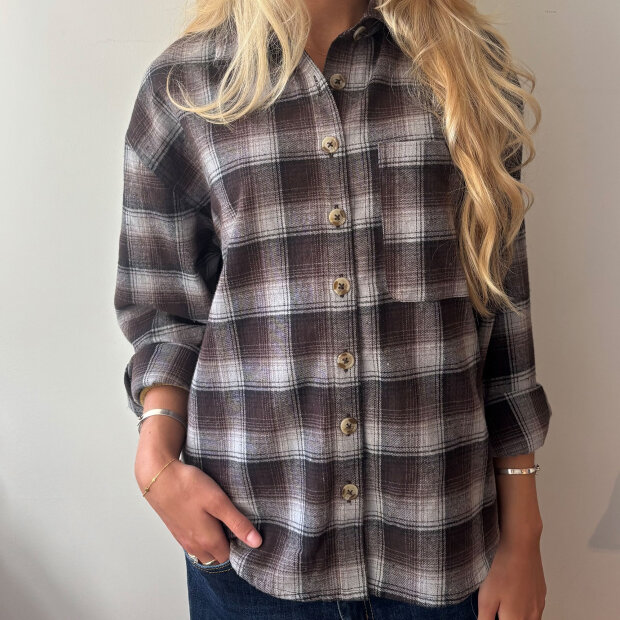 CONTINUE COPENHAGEN - DICO CHECK SKJORTE | BROWN CHECK