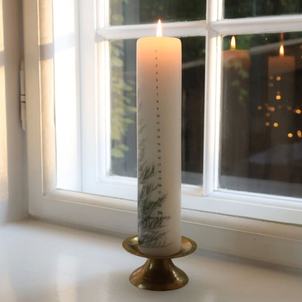KARMAMEJU - CALENDAR CANDLE W26