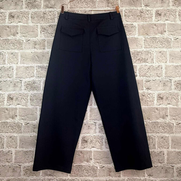 CABANA LIVING - HYMNE BUKSER | BLACK