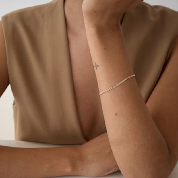 MARIA BLACK - CURB BRACELET MEDIUM | FORGYLDT