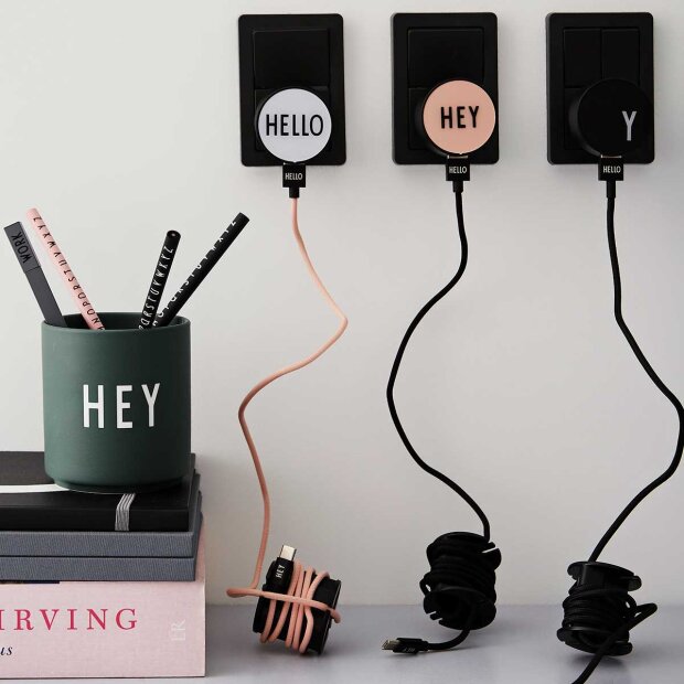 DESIGN LETTERS - OPLADER - MY CHARGER | HVID