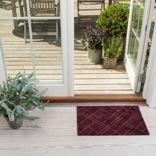 TICA COPENHAGEN - DØRMÅTTE LINES 40X60 CM | BORDEAUX