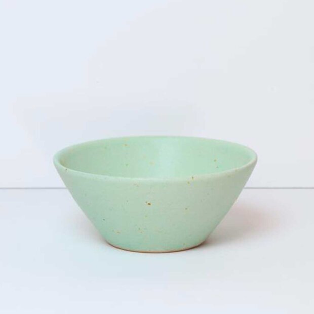 Billede af Small Bowl D14cm | Green Spring Fra Bornholms Keramikfabrik