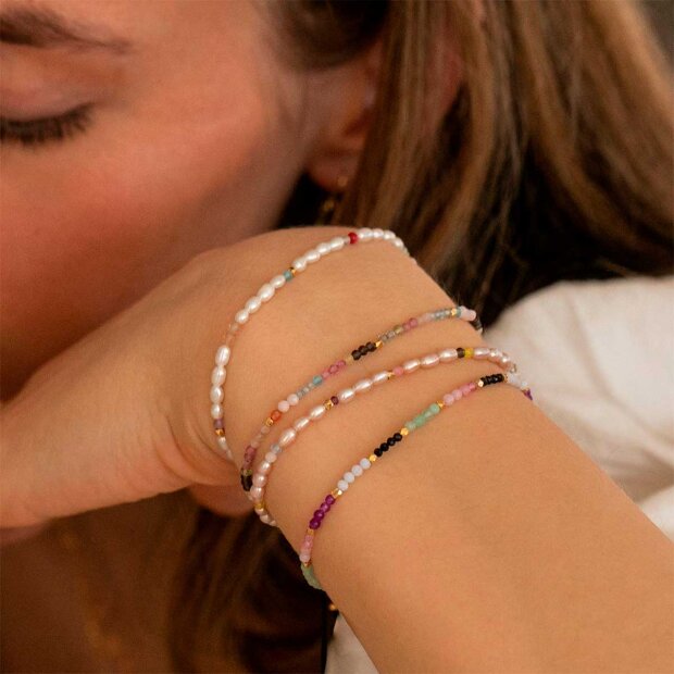 STINE A - CONFETTI PEARL BRACELET WITH PINK PASTEL MIX WITH SOFT PINK RIBBON
