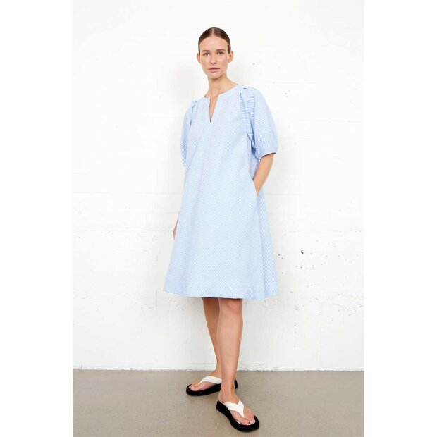 SECOND FEMALE - CAIRO DRESS | NANTUCKET BREEZE