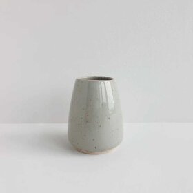 BORNHOLMS KERAMIKFABRIK - TINY VASE  H9 CM/Ø8 CM | JADE