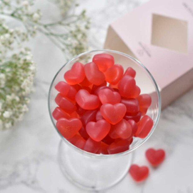 SWEETKYND - ØKOLOGISK ROSÉ VINGUMMI 100G | HINDBÆR