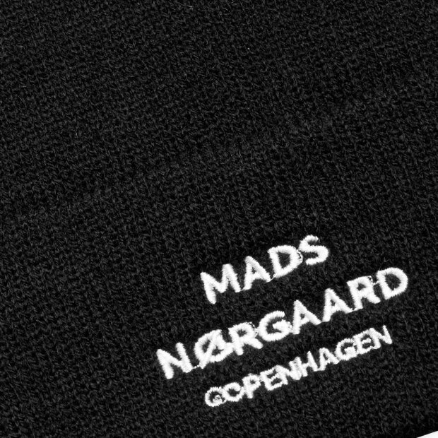 MADS NØRGAARD - ISAK LOGO AMBAS BEANIE | BLACK